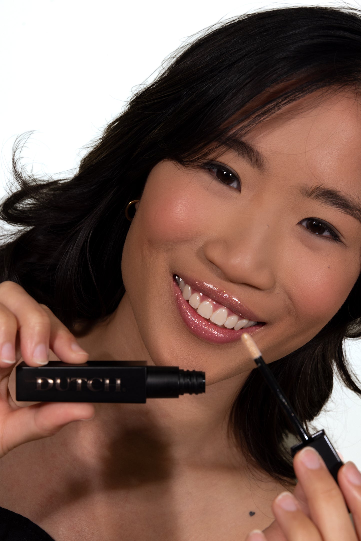 06. HIGH. - Brons Lipgloss - Premium Lipgloss from DUTCH. Cosmetx - Just €22! Shop now at DUTCH.