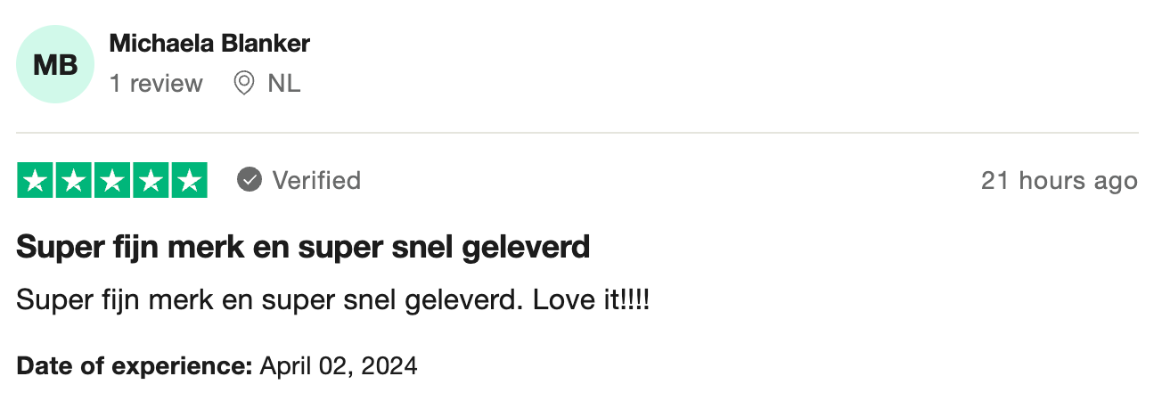 03. TULIP. - Pink Longlasting Lipstick - Premium Lippenstift from DUTCH. Cosmetx - Just €22.99! Shop now at DUTCH.