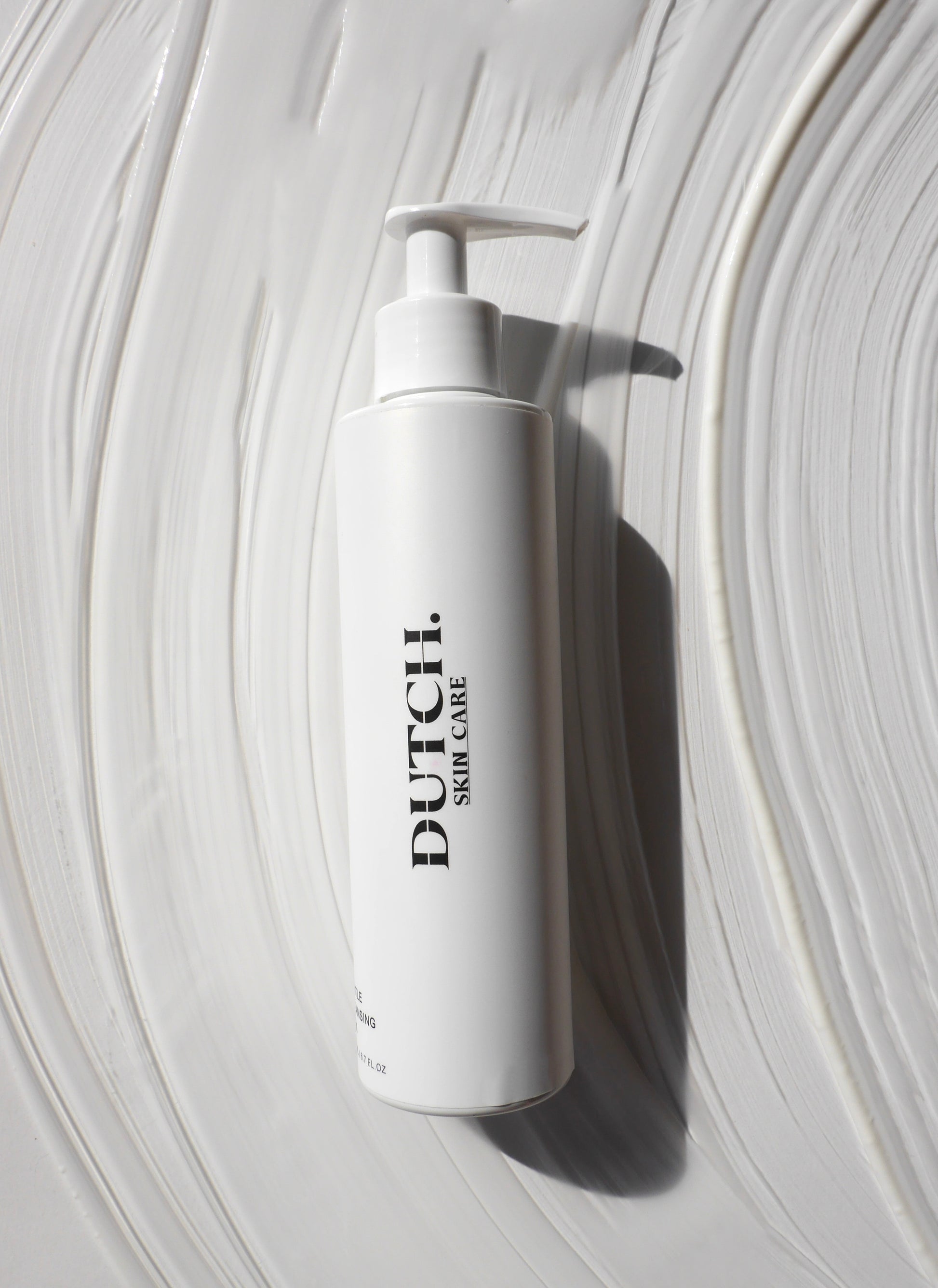 MILDE GEZICHTSREINIGER. - Premium Skin-Care from DUTCH. - Just €23! Shop now at DUTCH.