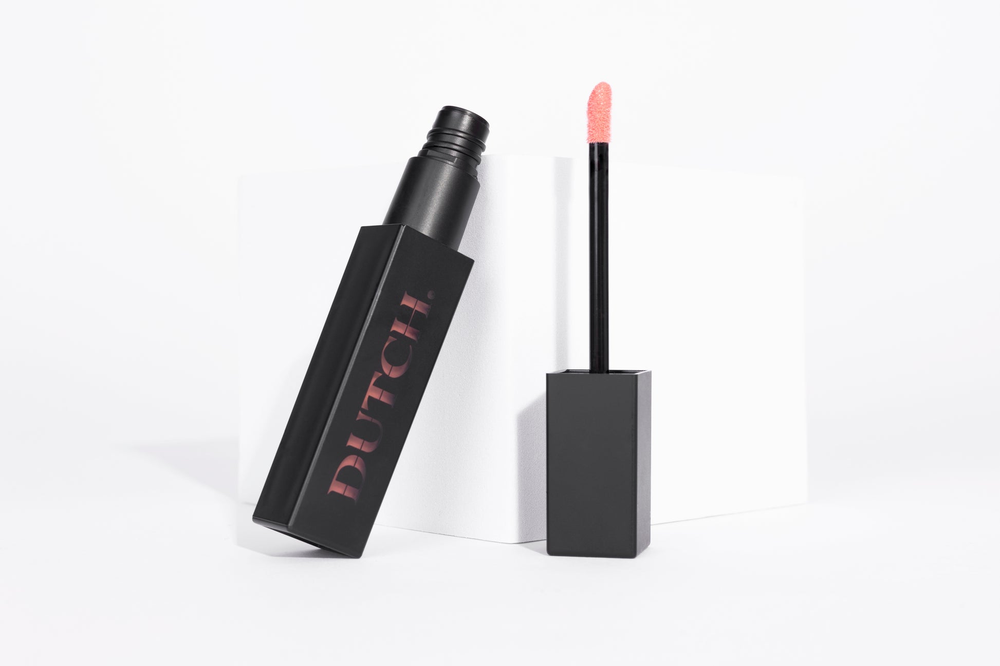 DOUBLE DUTCH. GLOSS - Premium Lipgloss from DUTCH. Cosmetx - Just €32.99! Shop now at DUTCH.
