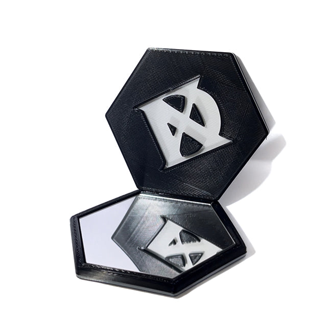 DUTCH. HAND SPIEGELS. - Premium Spiegels from DUTCH. Cosmetx - Just €4.99! Shop now at DUTCH.